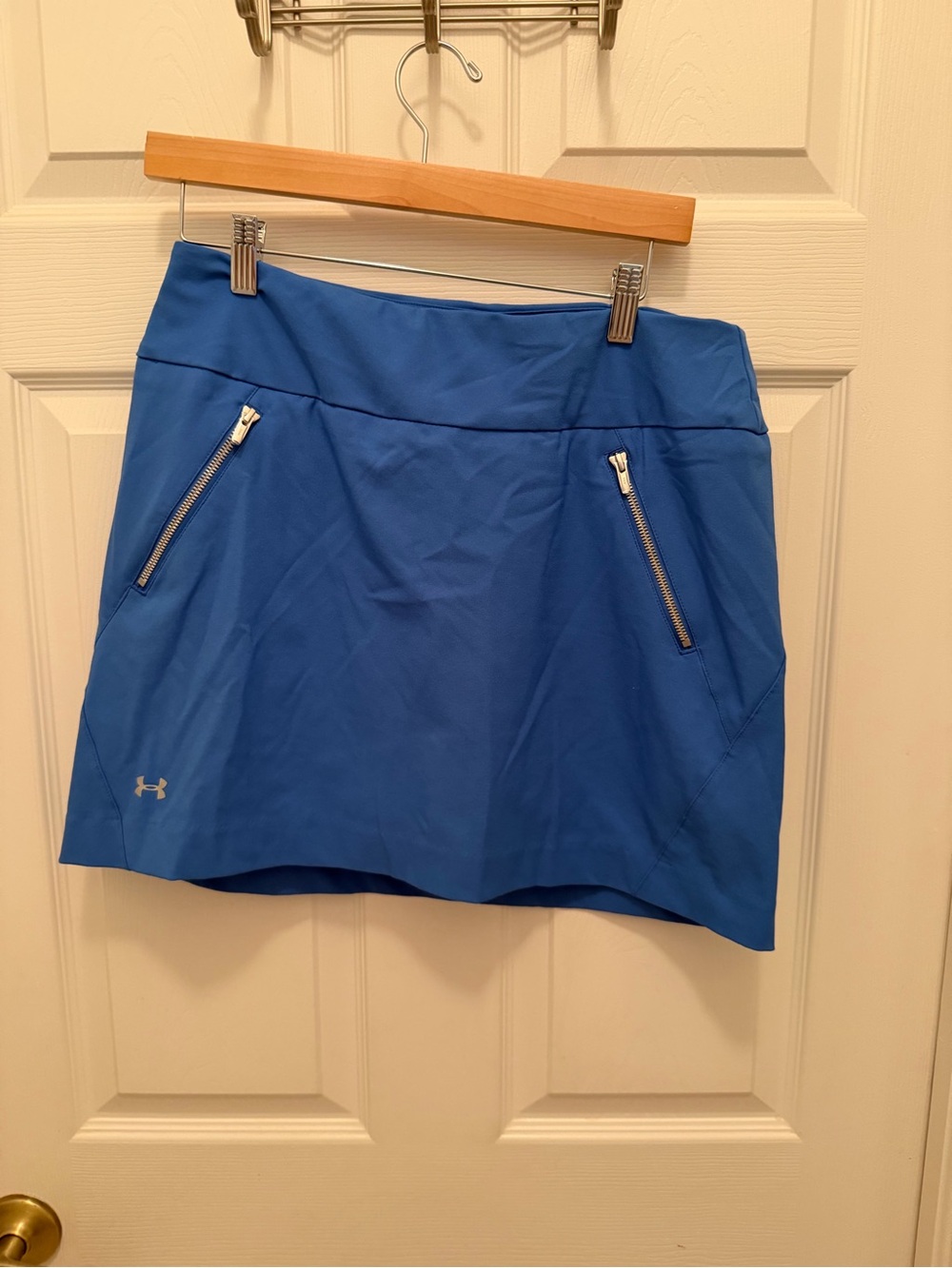 Under Armour Women’s Royal Blue Athletic Skort with Zip Pockets